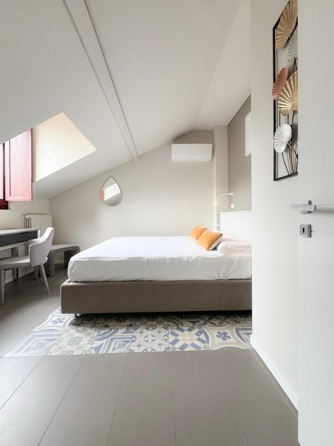 Comecasa 10 Minutes Walk From Duomo 2 Bedroom Apartment Mailand Exterior foto