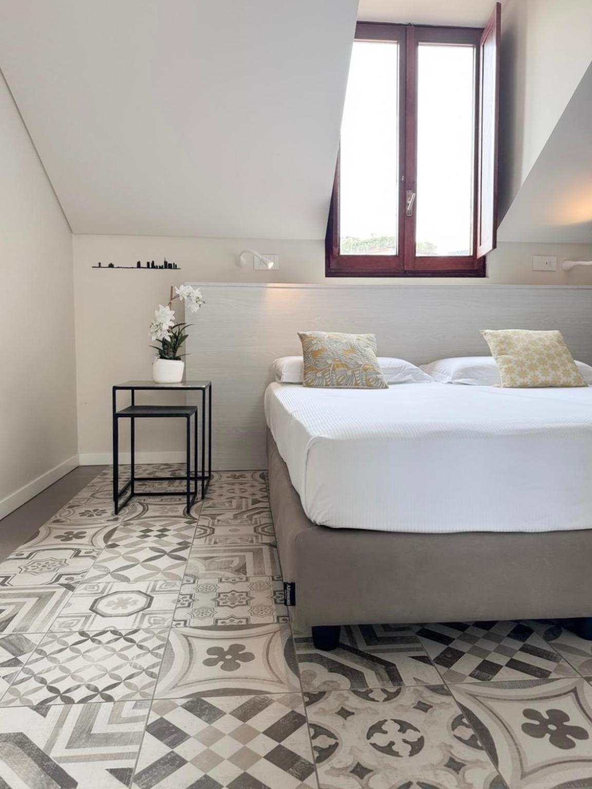 Comecasa 10 Minutes Walk From Duomo 2 Bedroom Apartment Mailand Exterior foto