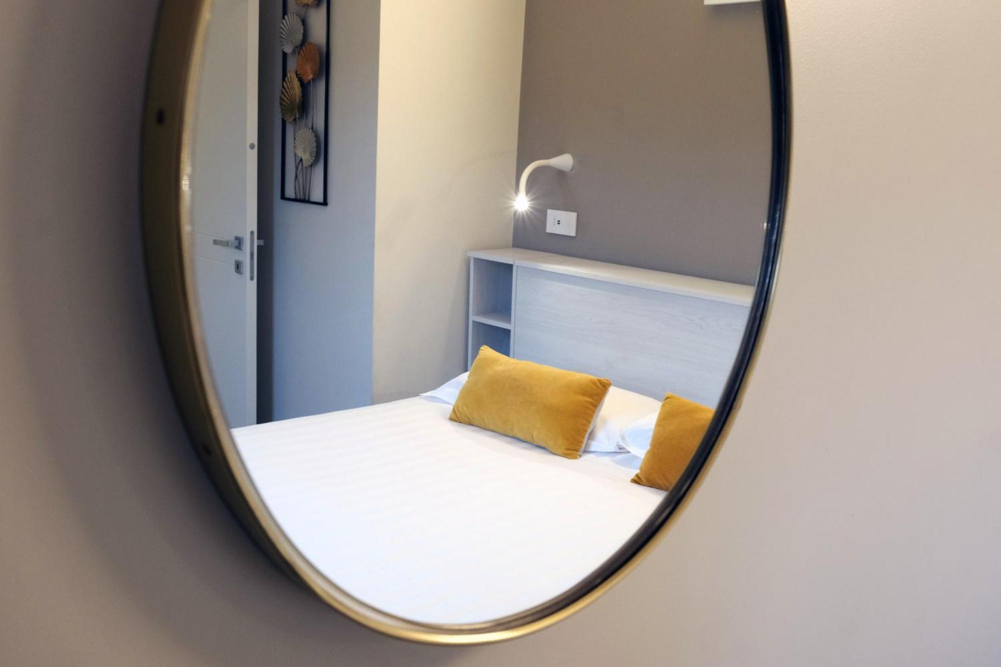 Comecasa 10 Minutes Walk From Duomo 2 Bedroom Apartment Mailand Exterior foto